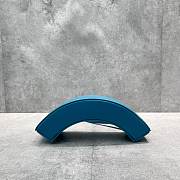 	 Kitlife Jacquemus Le Bomba logo-plaque blue leather shoulder bag - 35x9x6cm - 3