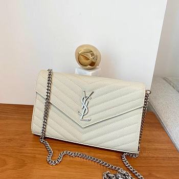 	 KITLIFE YSL CASSANDRE QUILTED CHAIN WALLET IN GRAIN LEATHER WHITE SILVER - 22,5 X 14 X 4 CM