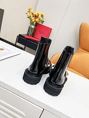 	 Kitlife Valentino Garavani Chelsea Shiny Leather Black Boots - 4