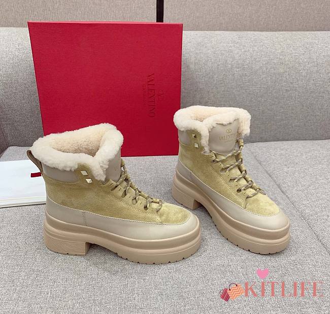 	 Kitlife Valentino Garavani Roman Stud shearling-trimmed suede ankle boots tan - 1
