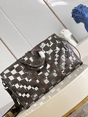 Kitlife louis Vuitton KEEPALL BANDOULIÈRE 50 Monogram Chess coated canvas and PVC - 50 x 29 x 23 cm - 4
