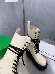 Kitlife Bottega Veneta Lug Laced Up Boots Beige Calfskin Leather - 5