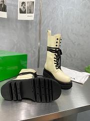 Kitlife Bottega Veneta Lug Laced Up Boots Beige Calfskin Leather - 4
