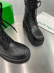 	 Kitlife Bottega Veneta Lug Laced Up Boots Black Calfskin Leather - 4