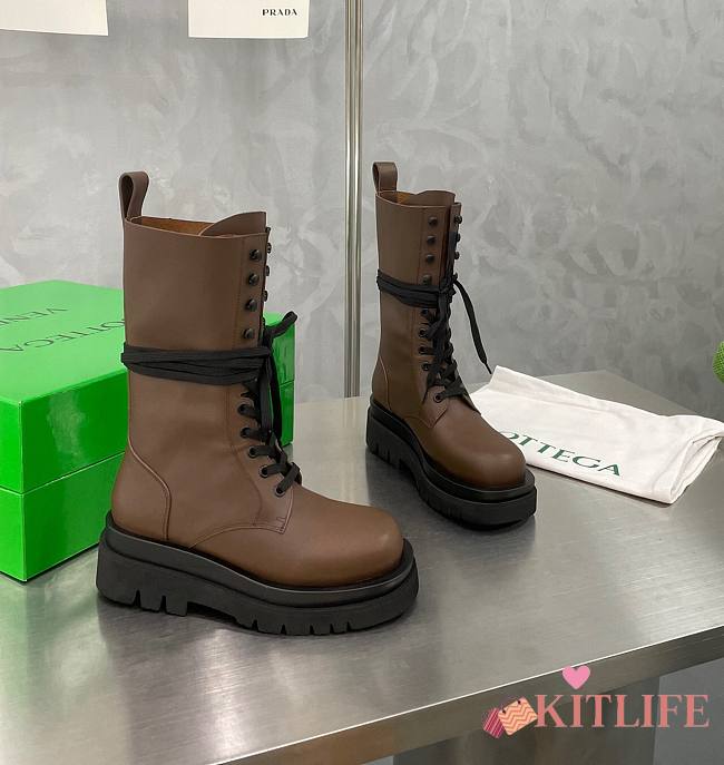 	 Kitlife Bottega Veneta Lug Laced Up Boots Brown Calfskin Leather - 1