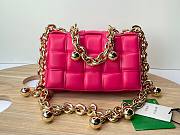 Kitlife Bottega Veneta Chain Cassette Intrecciato-leather bag Fuchsia - 26x18x8cm - 1