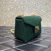 	 KITLIFE VALENTINO GREEN CHAIN AND RHINESTONE EMBROIDERED ONE-STUD SMALL BAG - W19xH14xD11 cm - 3