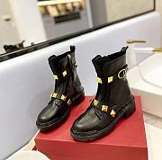 Kitlife Valentino Garavani Roman Stud leather black gold boots - 1