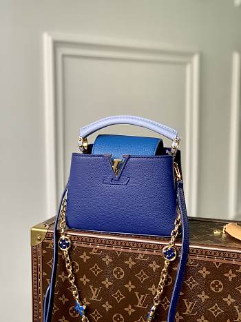 Kitlife Louis Vuitton CAPUCINES BB Blue Taurillon leather with chain - 21 x 14 x 8cm