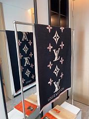 Kitlife Louis Vuitton cashmere Monogram pattern  - 3
