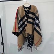 Kitlife Burberry Triangle scarf double-sided plaid wool shawl  - 3