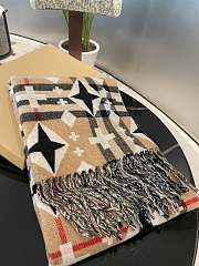 Kitlife Burberry Giant Check Geometric Cashmere Scarf in Beige - 45*210cm - 4