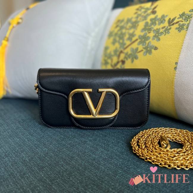 KITLIFE  VALENTINO LOCÒ SMALL SHOULDER BAG IN BLACK CALFSKIN - W20xH11xD5 cm - 1