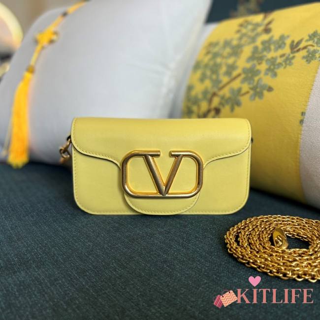 	 KITLIFE VALENTINO LOCÒ SMALL SHOULDER BAG IN YELLOW CALFSKIN - W20xH11xD5 cm - 1