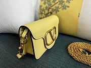 	 KITLIFE VALENTINO LOCÒ SMALL SHOULDER BAG IN YELLOW CALFSKIN - W20xH11xD5 cm - 5