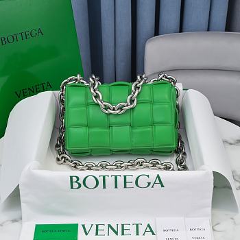 Kitlife Bottega Veneta Silver Chain Cassette Paraket - 26x18x8cm