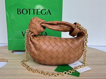 	 Kitlife Bottega Veneta Mini Jodie with chain brown - 28x23x8cm