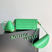 Kitlife Bottega Veneta Pouch On Strap Paraket - 18x9x8cm - 1