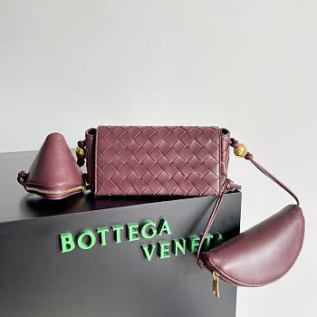 	 Kitlife Bottega Veneta Pouch On Strap Barolo - 18x9x8cm