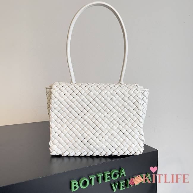 	 Kitlife Bottega Veneta Patti Top Handle White Bag - 24x20x12cm - 1