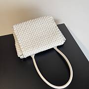 	 Kitlife Bottega Veneta Patti Top Handle White Bag - 24x20x12cm - 4