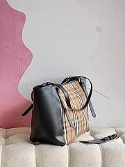 Kitlife Burberry horseferry check small canterbury black tote - 27*17*26cm - 3