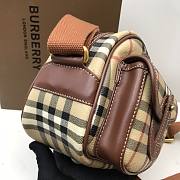 Kitlife Burberry Vintage Crossbody Bag - 17*9*16cm - 2