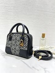 	 Kitlife Loewe Amazona 16 Square bag in Anagram jacquard and calfskin black - 16X14X8.5 cm - 4