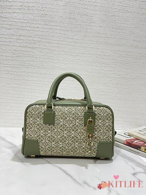 	 Kitlife Loewe Amazona 23 Square bag in Anagram jacquard and calfskin green - 23X15.5X9.7 cm - 1