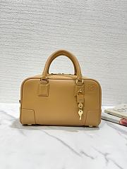 	 Kitlife Loewe Amazona 23 Square bag in nappa calfskin warm desert - 23X15.5X9.7 cm - 1