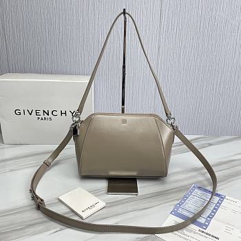 	 Kitlife Givenchy Antigona XS Box Leather Bag Dark Grey - 20*7*16cm