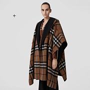 Kitlife Burberry Reversible Check Wool Hooded Cape - 3