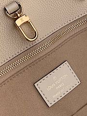 KITLIFE LOUIS VUITTON ONTHEGO GM MONOGRAM EMPREINTE CREAM M45081 - 2