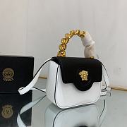 Kitlife Versace La Medusa Mini Black and White Grained Leather Bag - 16x12x6cm - 4