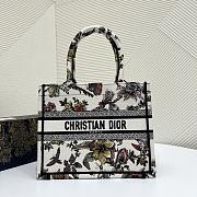 Kitlife Dior Small Book Tote White Multicolor Dior Jardin Botanique Embroidery - 26.5 x 21 x 14 cm - 1