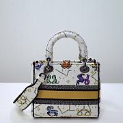 Kitlife Dior Lady Medium Ecru Multicolor Dior Pixel Zodiac Embroidery - 24 x 20 x 11 cm - 2