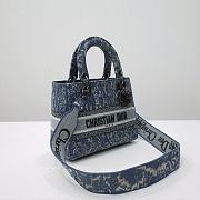 	 Kitlife Dior Lady Medium Blue Dior Brocart Denim-Effect Embroidery - 24 x 20 x 11 cm - 5