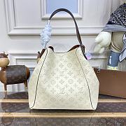 	 Kitlife Louis Vuitton Lu Hina Cream - 46x29.5x17cm - 3