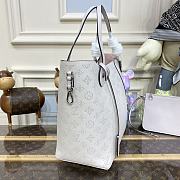 	 Kitlife Louis Vuitton Lu Hina White - 46x29.5x17cm - 3