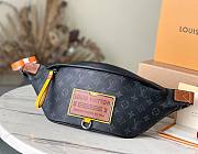 KITLIFE LOUIS VUITTON DISCOVERY BUMBAG MONOGRAM ESCLIP - M45220 -  47 x 20 x 9 - 1