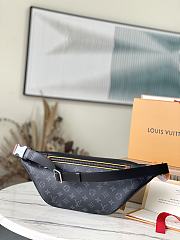 KITLIFE LOUIS VUITTON DISCOVERY BUMBAG MONOGRAM ESCLIP - M45220 -  47 x 20 x 9 - 4