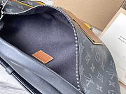 KITLIFE LOUIS VUITTON DISCOVERY BUMBAG MONOGRAM ESCLIP - M45220 -  47 x 20 x 9 - 3