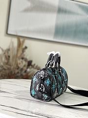 KITLIFE LOUIS VUITTON KEEPALL BANDOULIÈRE 25 Graffiti Green - M21399 - 25 x 15 x 11 cm - 5