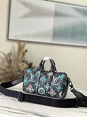 KITLIFE LOUIS VUITTON KEEPALL BANDOULIÈRE 25 Graffiti Green - M21399 - 25 x 15 x 11 cm - 2