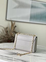 	 KITLIFE TWIST PM EPI LEATHER GRAY - M21027 - 19 x 15 x 9 cm - 2