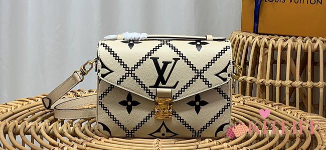 Kitlife Louis Vuitton Pochette Metis White - M46018 - 25 x 19 x 7 cm - 1