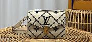 Kitlife Louis Vuitton Pochette Metis White - M46018 - 25 x 19 x 7 cm - 1