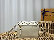 Kitlife Louis Vuitton Pochette Metis White - M46018 - 25 x 19 x 7 cm - 5