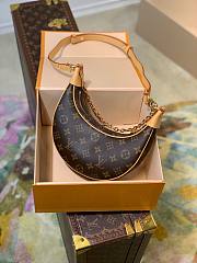 Louis Vuitton Loop Monogram Canvas bag - M44036 - 24 x 22 x 6 cm - 4