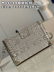 KITLIFE LOUIS VUITTON PETITE MALLE BAG Python leather silver - 20*12.5*6cm - 5